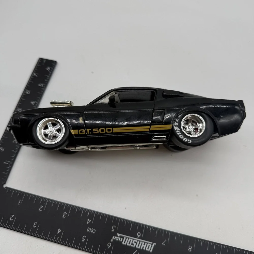 Jada Toys Bigtime Muscle 1967 Ford Shelby Mustang GT500 Black Gold 1/24 Diecast